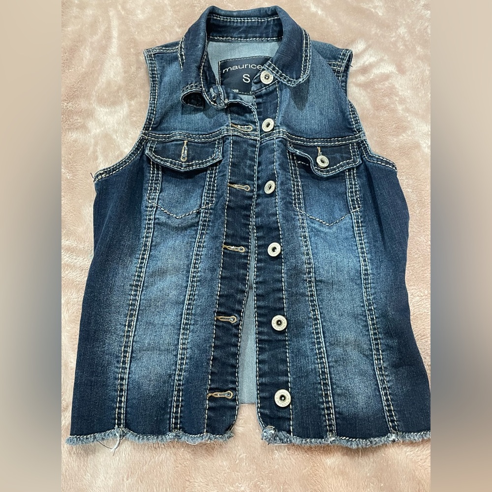 Maurice’s vest